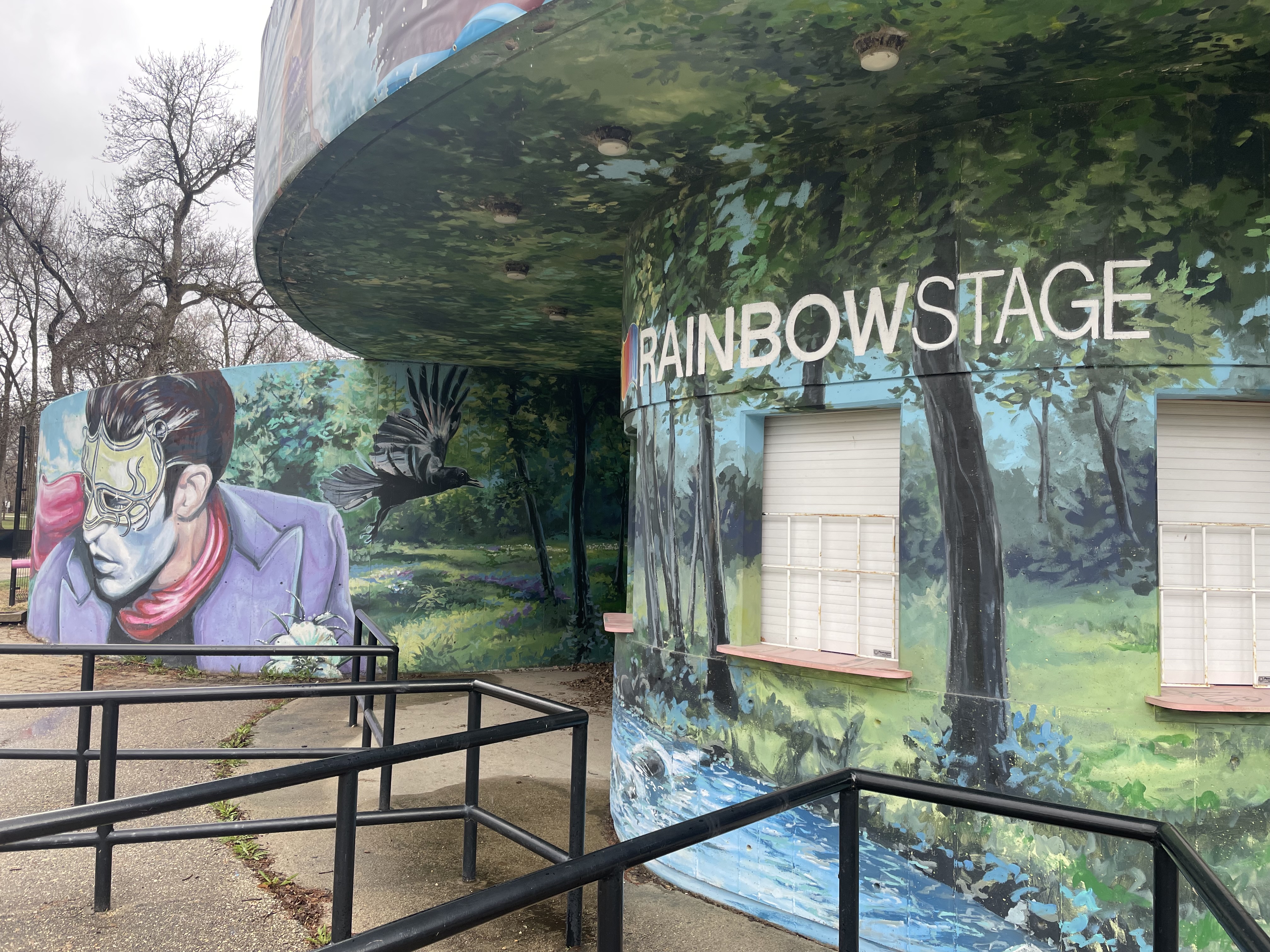 The exterior of the Rainbow Stage