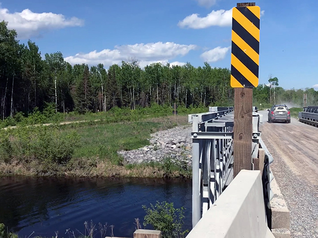 Picture of the Falcon Ridge Bridge