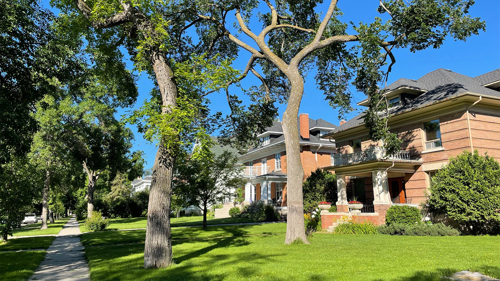 2 Kingsway, Crescentwood-Enderton Park, Heritage Conservation District