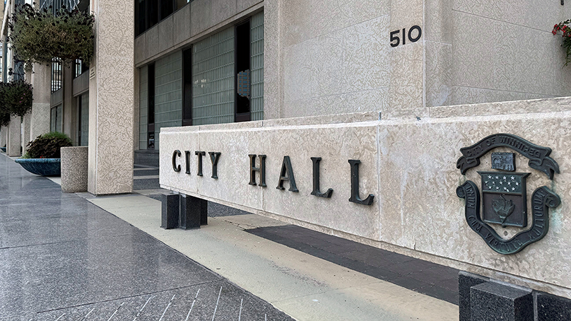 Winnipeg City Hall outside
