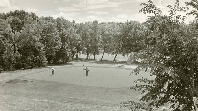 Golfers on 10th green at Kildonan Park Golf Course [ca. 1960], City of Winnipeg Archives Parks and Recreation Photograph Collection