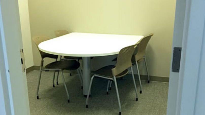 Tutorial Room at Pembina Trail Library