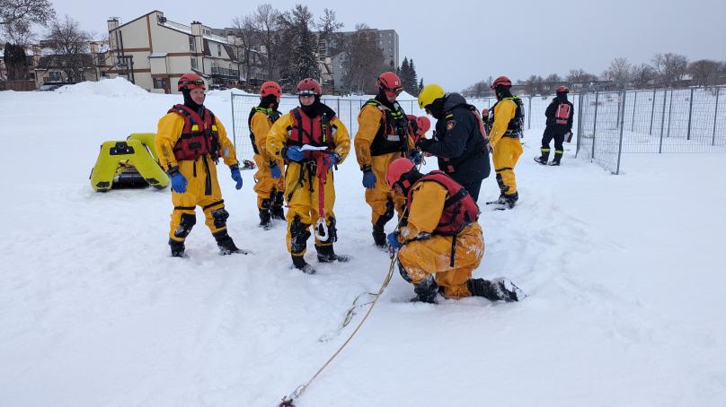 WFPS first responders train to rescue people on ice.