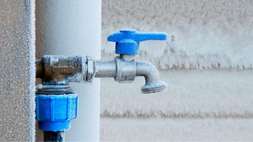 Frozen outdoor tap