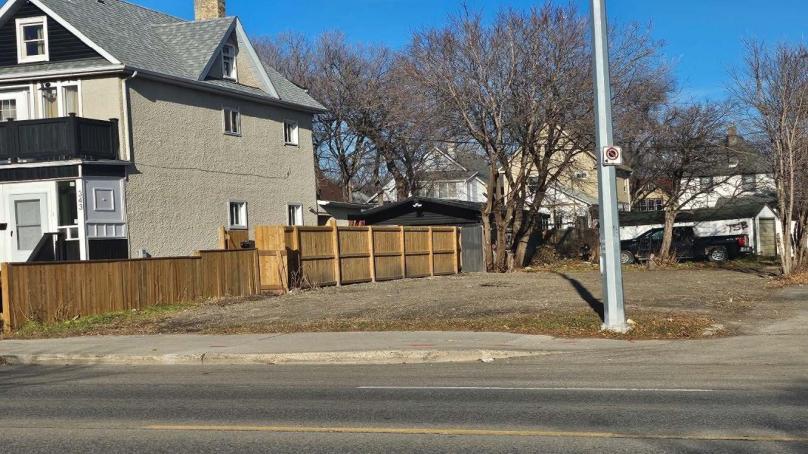 Property for sale - 339 Mountain Ave.