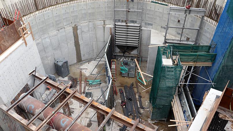 Construction on a concrete chamber