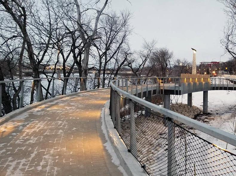 The Taché Promenade and Belvédère Saint-Boniface project was completed in June 2019.