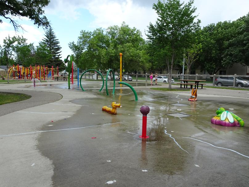 Aire de jets d’eau du parc Jill‑Officer