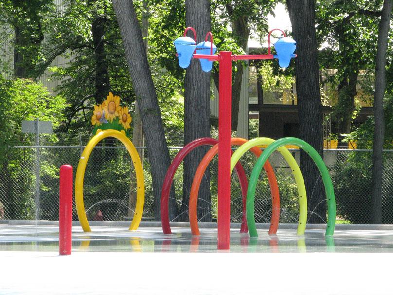 Aire de jets d’eau de la piscine extérieure du parc de Kildonan