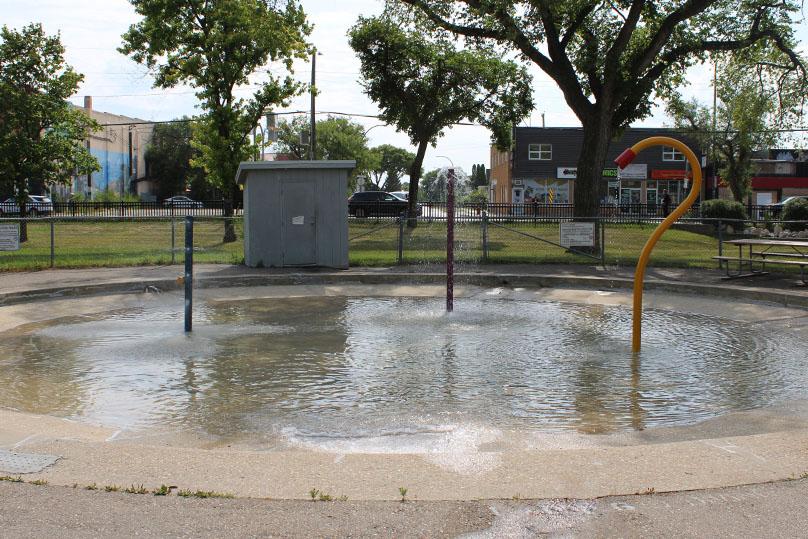 Elmwood Park Wading Pool 