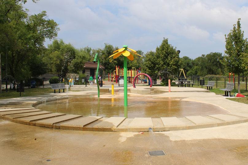 Michaëlle Jean Park (Norquay Community Centre) Wading Pool 