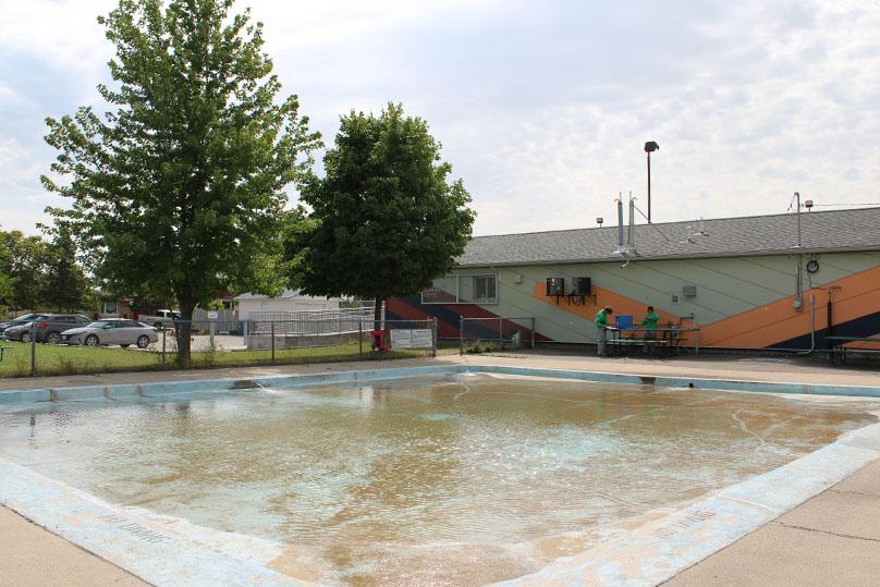South Transcona Community Centre Wading Pool 